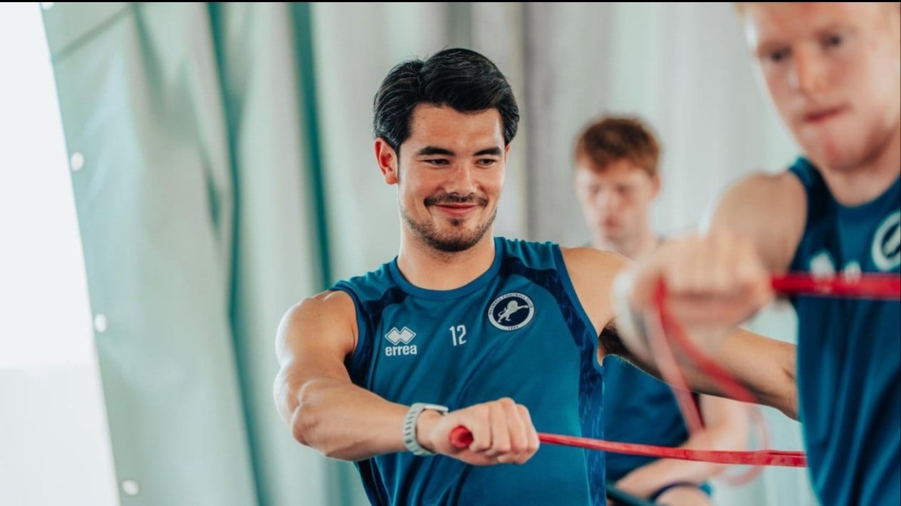 Bek Milwall, Elkan Baggott