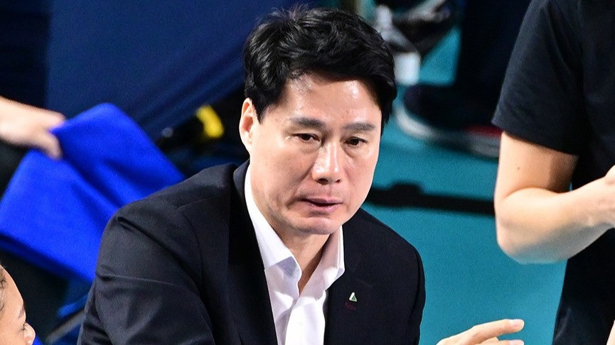 Pelatih Hillstate Kang Sung-hyung