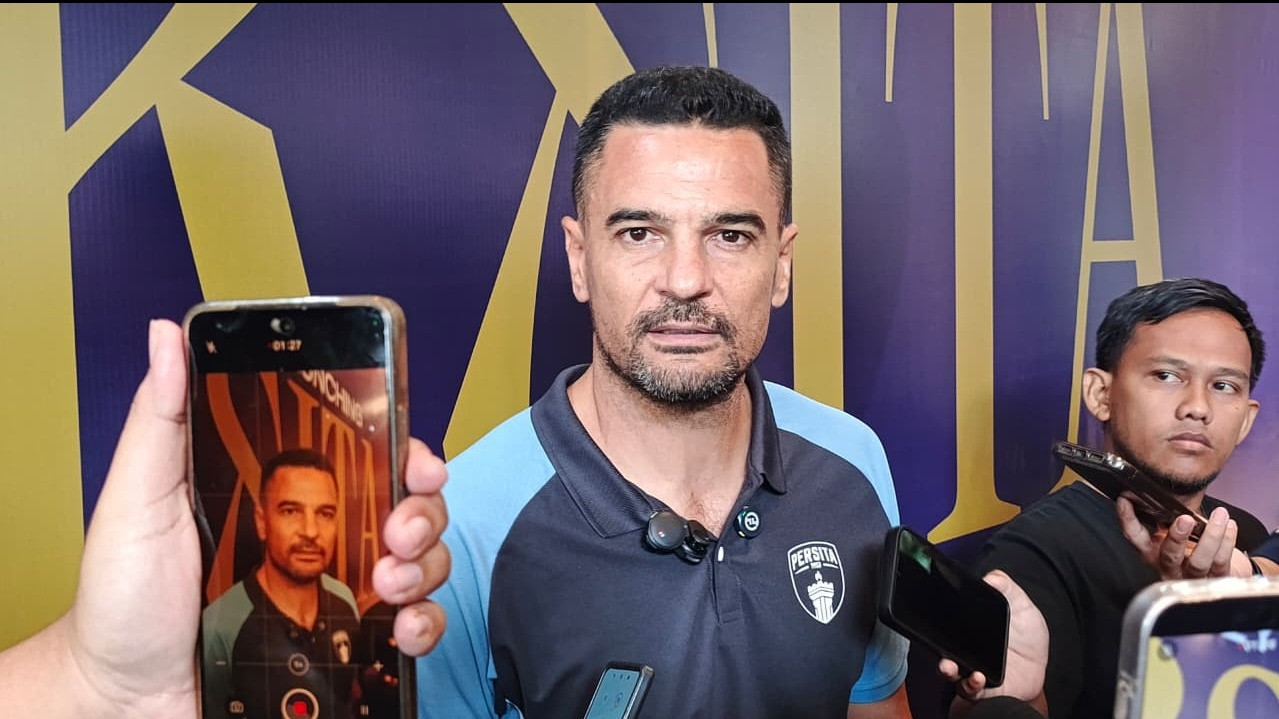Pelatih Persita, Carlos Pena