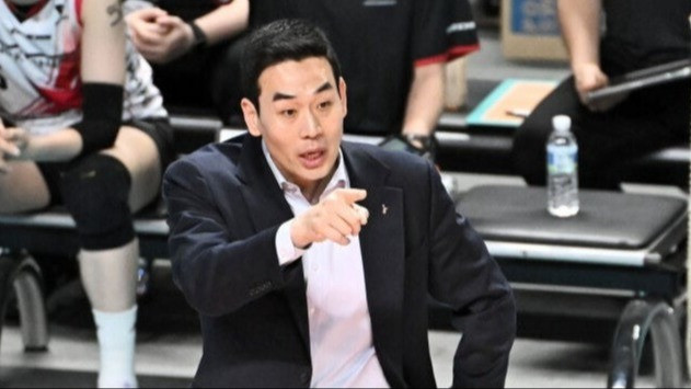 Pelatih Red Sparks, Ko Hee-jin