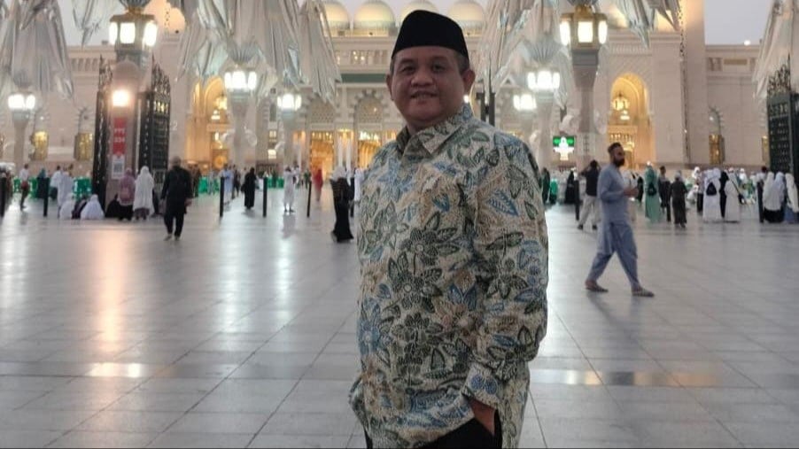Pengasuh Pondok Pesantren Raudlotul Huffadz, Tabanan, Bali, Ainun Ni’am