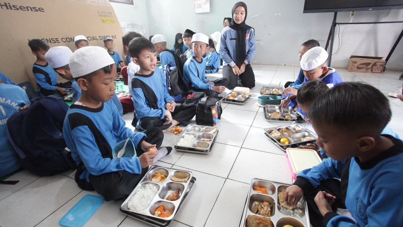Belum Terlambat untuk Tinggi dan Bergizi: Kisah Akhtar Melawan Stunting di Lereng Puncak Bogor
            - galeri foto
