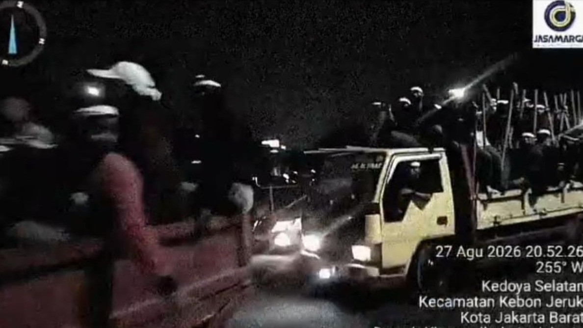 Viral! Rombongan Orang Naik Truk Masuk Tol Saat Demo 27 Agustus, Ternyata Ini Kata Jasa Marga