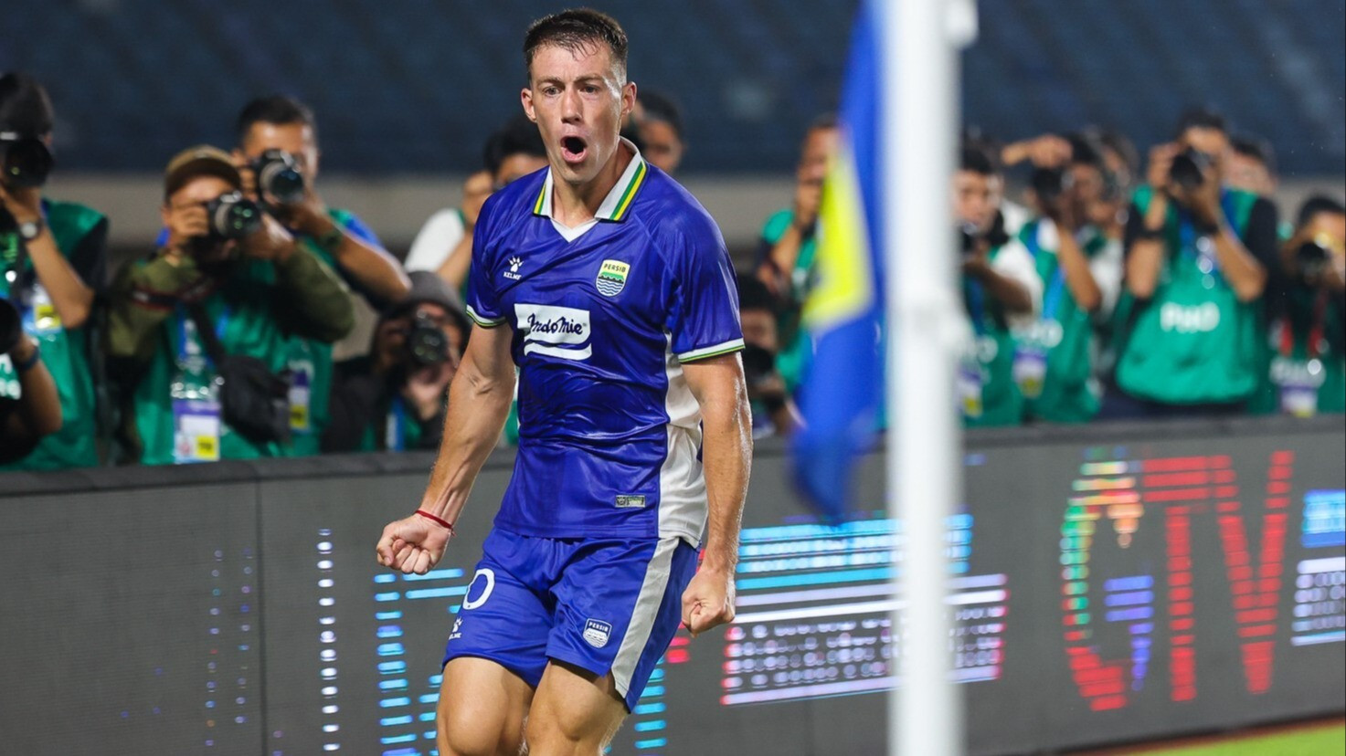 Bukan Cuma demi Persib, Igor Tolic Ungkap Misi Maung Bandung di AFC Champions League Two
            - galeri foto