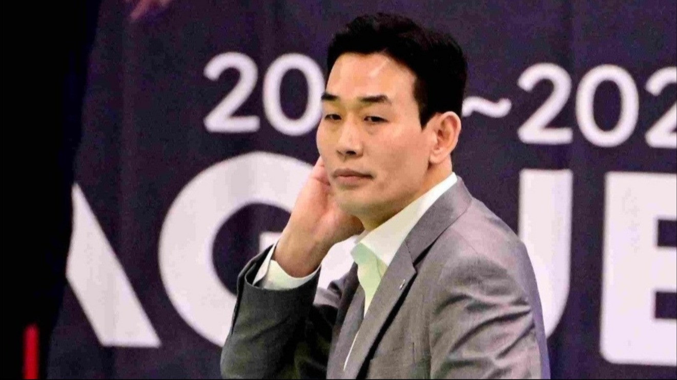 Pelatih Red Sparks, Ko Hee-jin