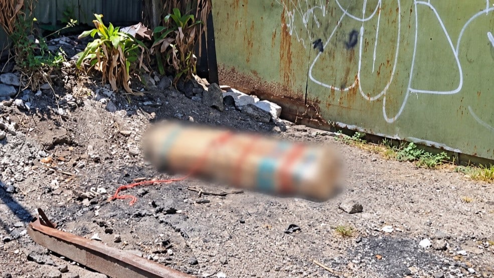 Kardus yang membungkus perempuan korban pembunuhan ditemukan di Babakan Ciparay, Kota Bandung