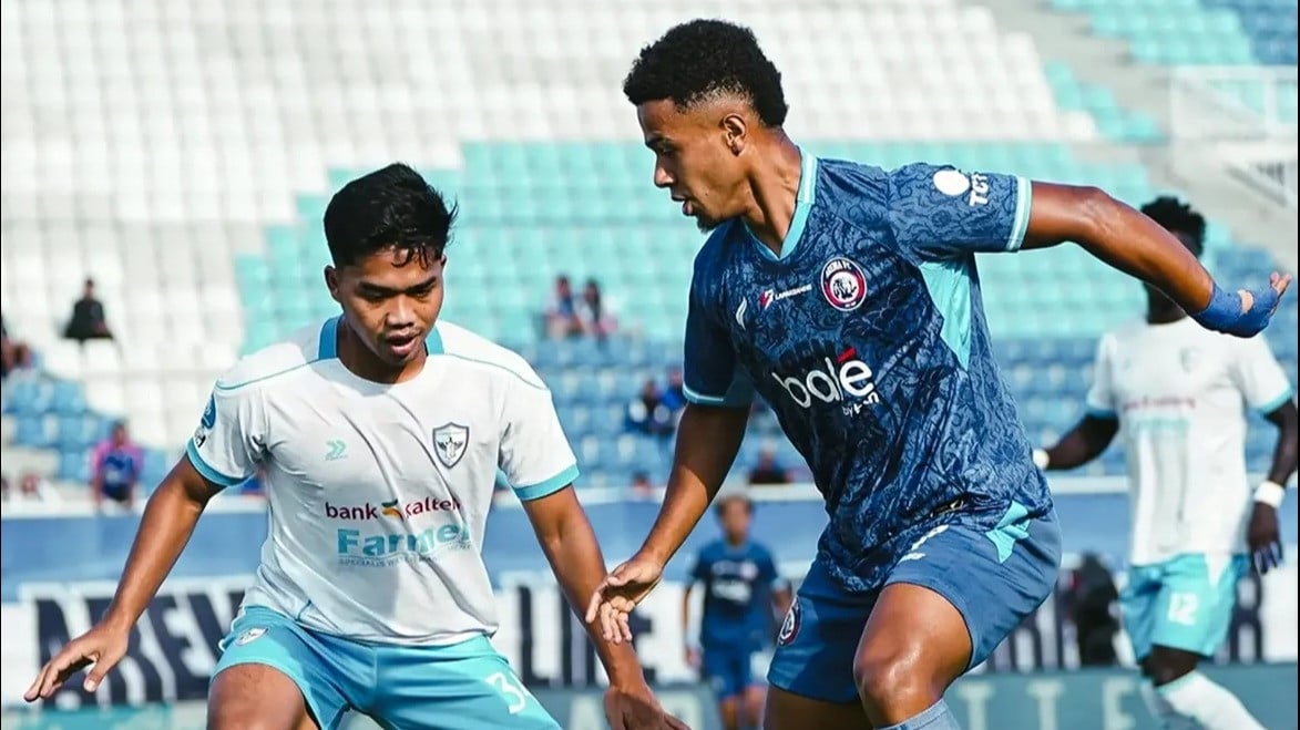 Arema FC vs Isen Mulang Kalteng FC