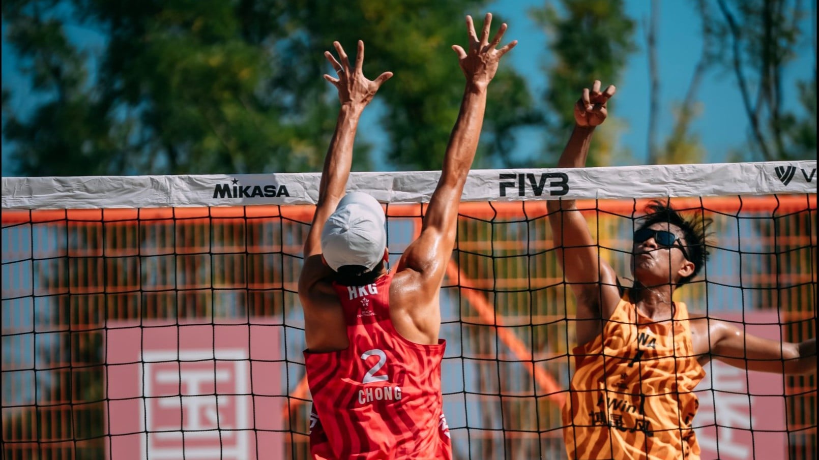 Pemain Timnas Voli Pantai Indonesia, Bintang Akbar