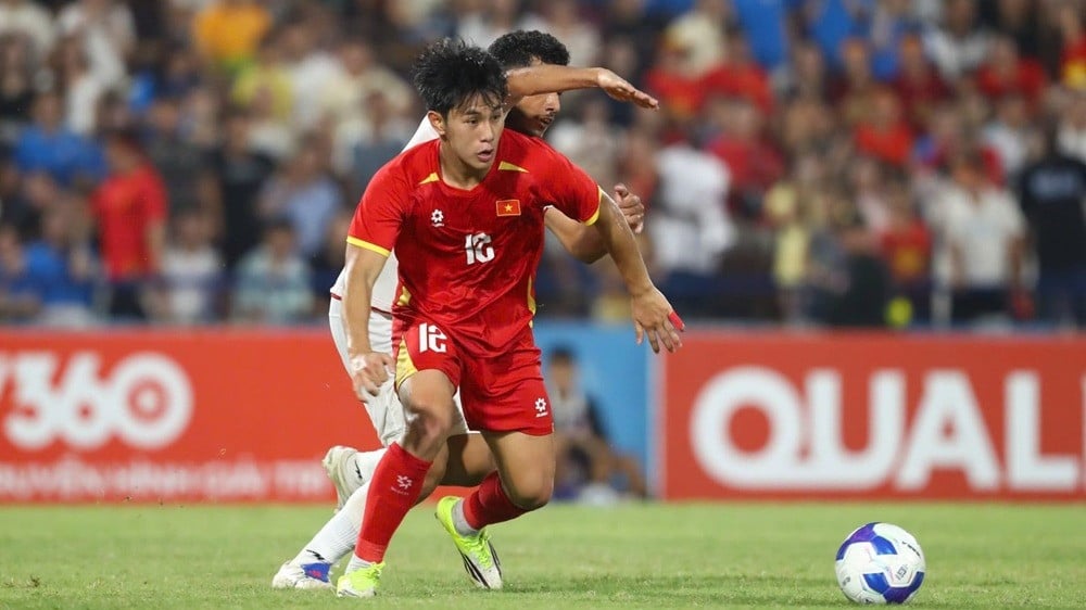 Media Vietnam Kaget Bukan Main, Kemenangan Timnas Indonesia Atas Australia 2-0 Bikin Malaysia Ikut Ketiban Untung
            - galeri foto