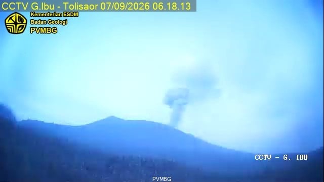 Erupsi Gunung Ibu pada Senin (7/9/2026)
