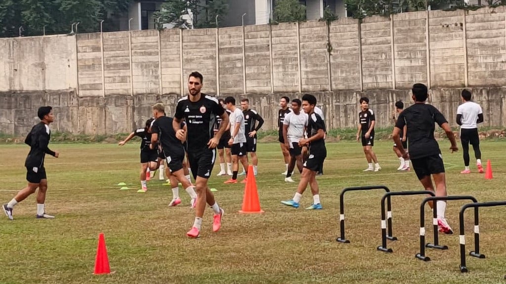 Latihan Persija Jakarta Jelang Lawan Persib Bandung