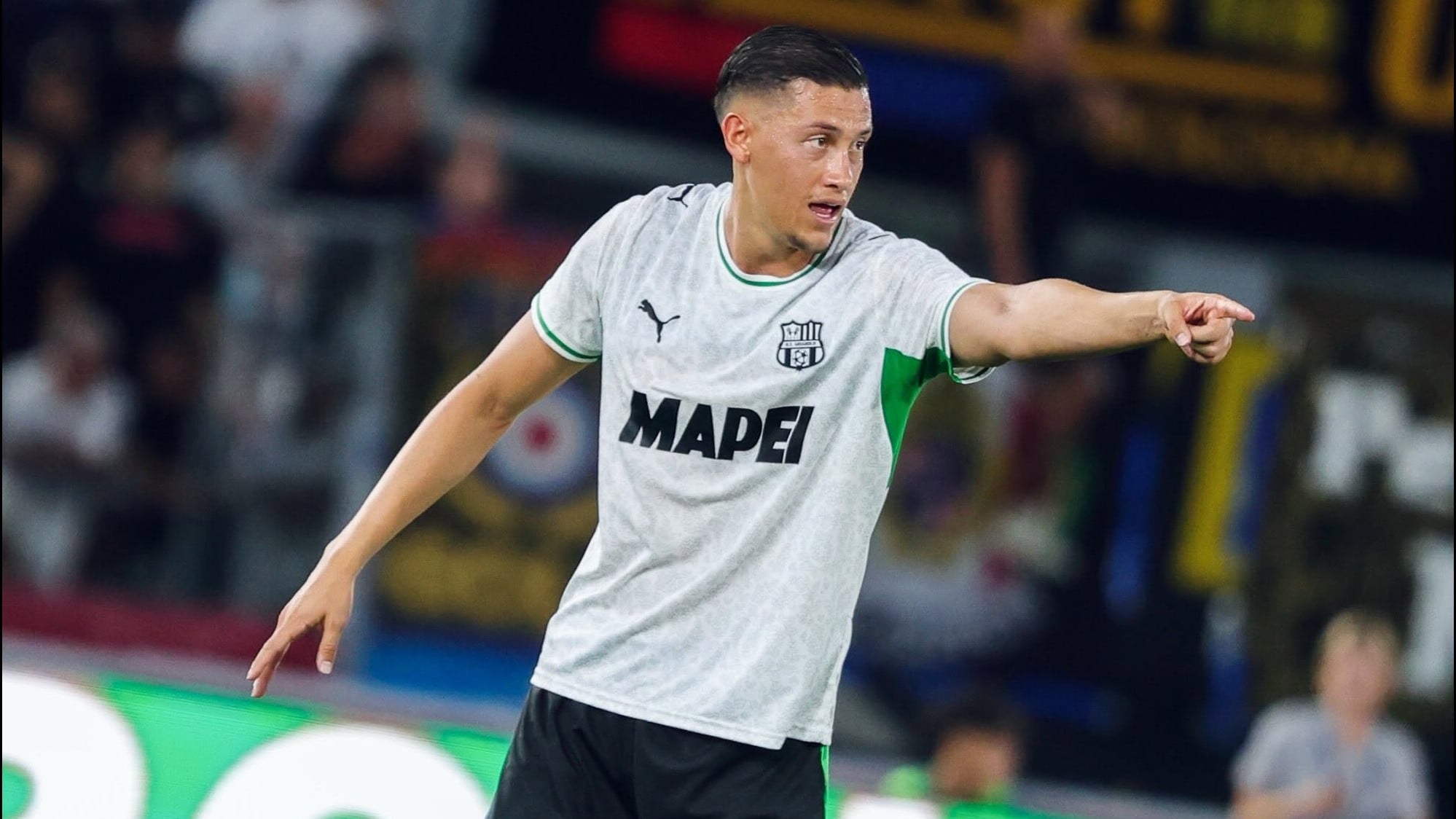 Kapten Timnas Indonesia Jay Idzes bersama Sassuolo