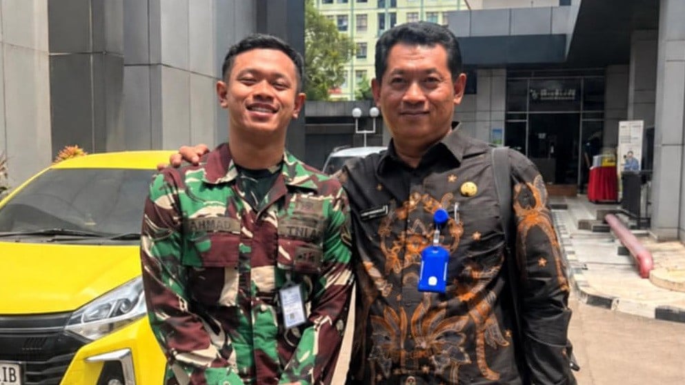 Serda Ahmad Muzammil Farisa dan ayahnya.