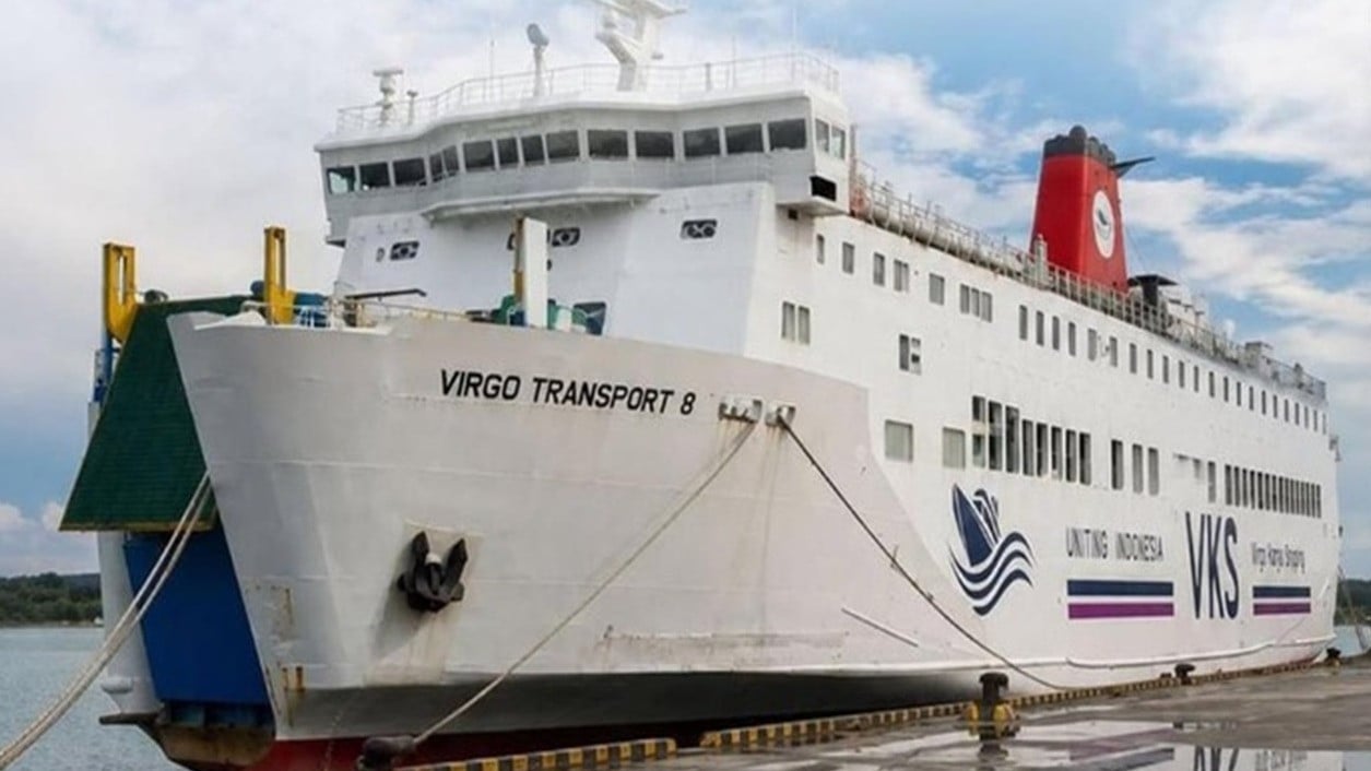 Kapal Virgo Transport 8 yang mengalami kecelakaan di Laut Jawa.