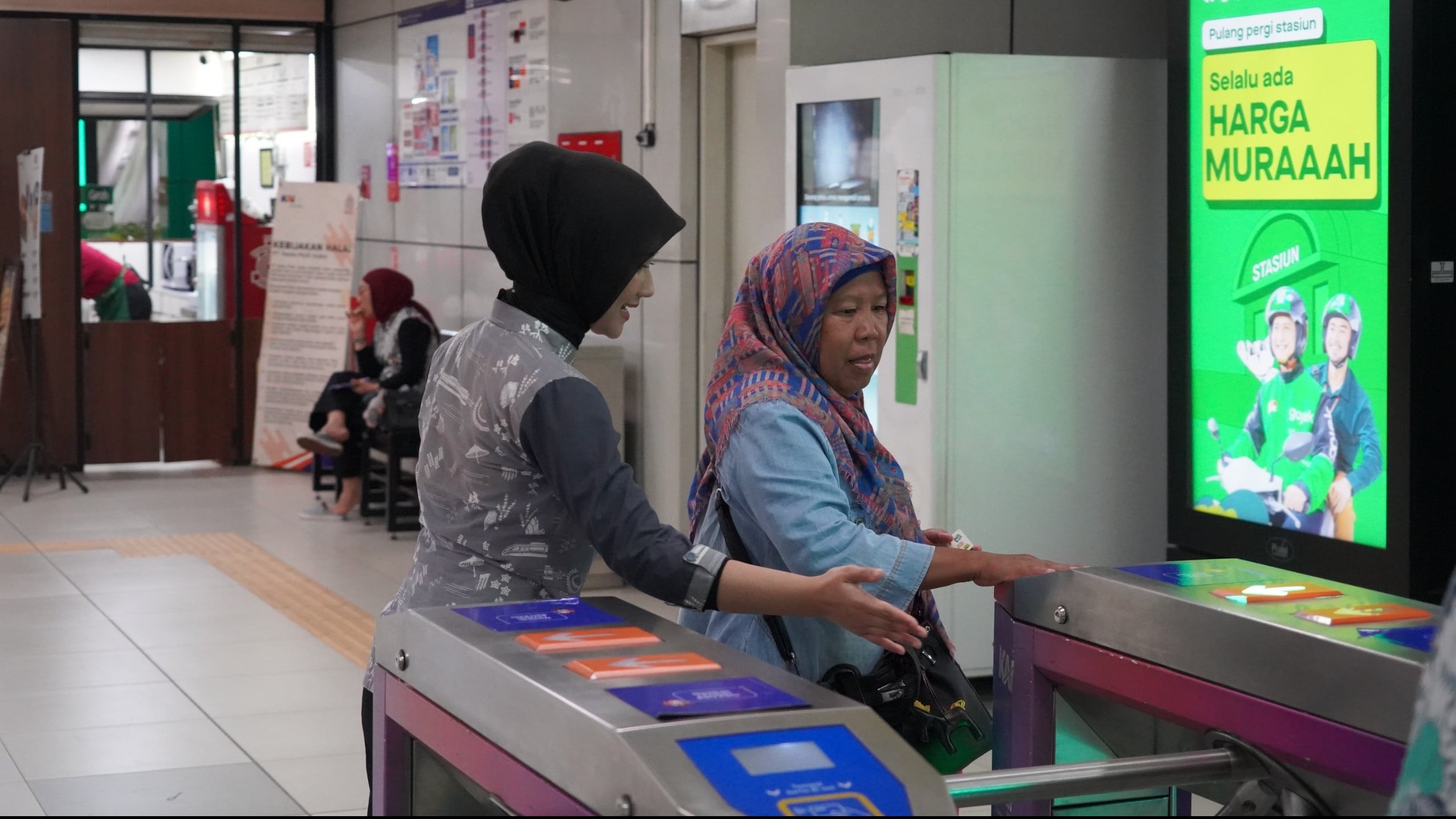 Dok. pengguna LRT.