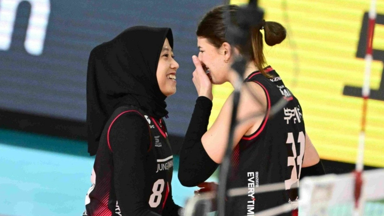 Megawati Hangestri dan Vanja Bukilic saat di Red Sparks