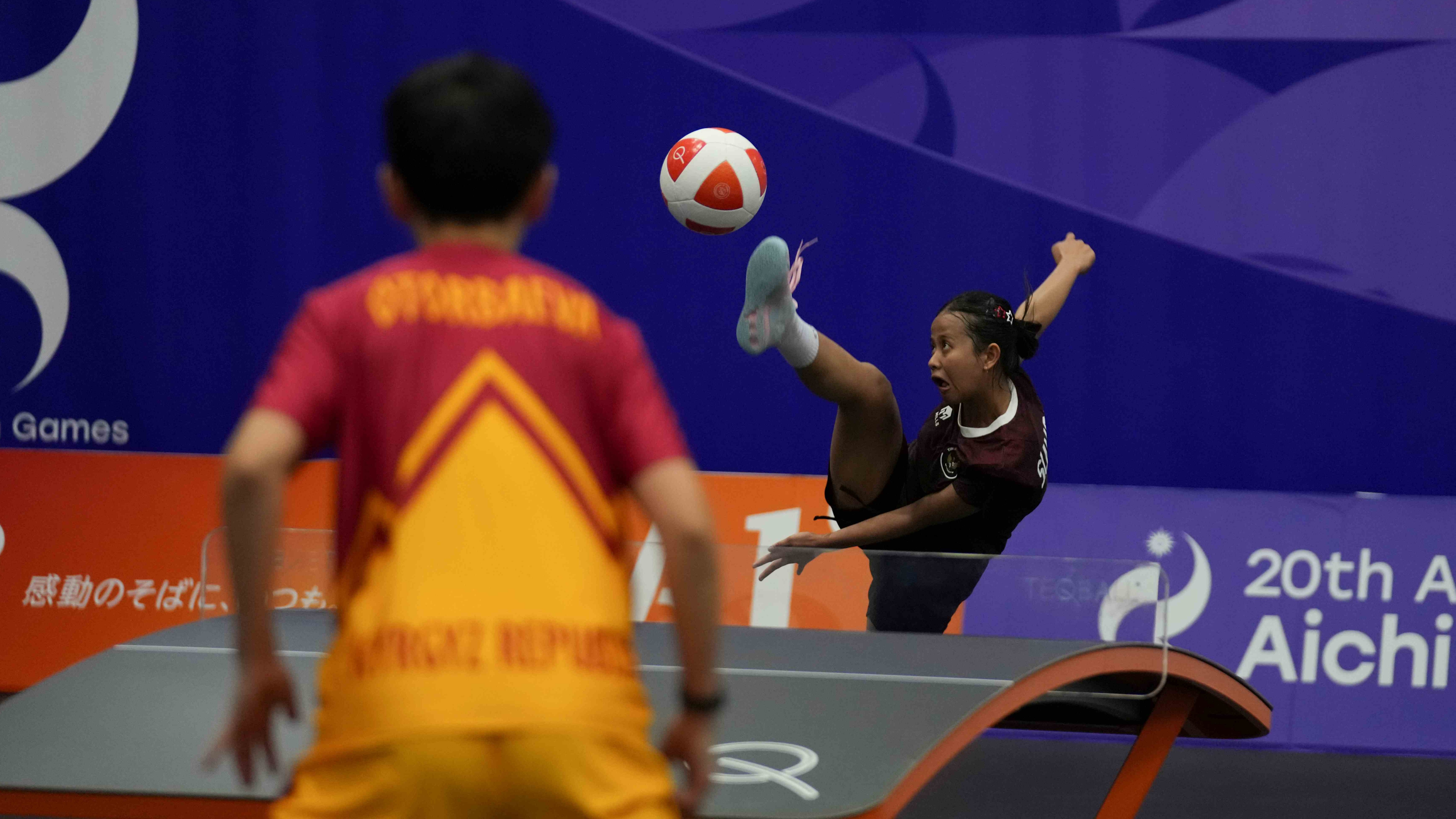 Atlet Teqball Indonesia, Sumaya, di Asian Games 2026