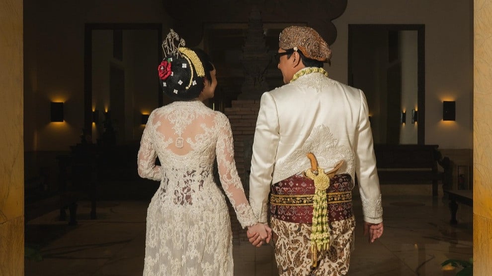 Foto pernikahan Andre Taulany dan Amanda Rigby