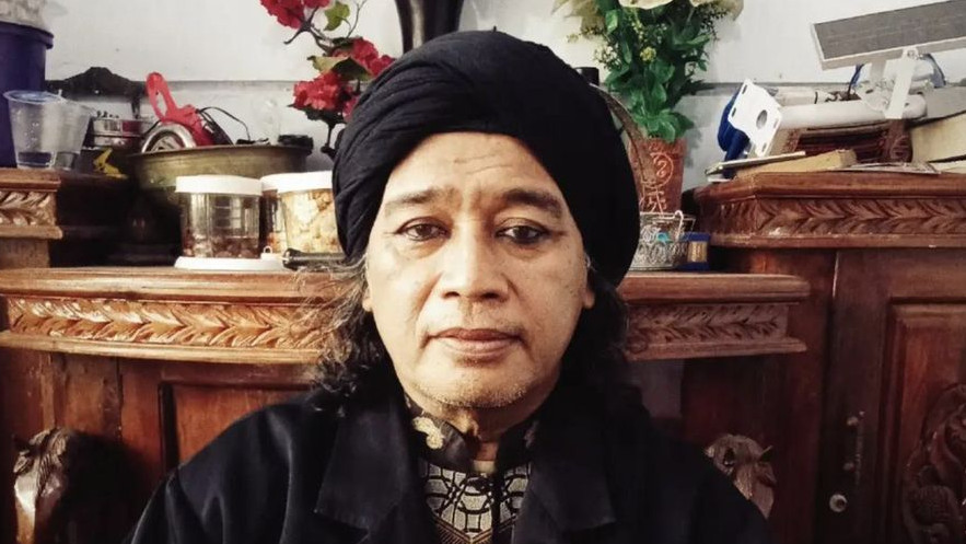 Sosok pria yang viral mengaku pernah bertemu Allah SWT hingga dicium oleh Nabi Muhammad SAW