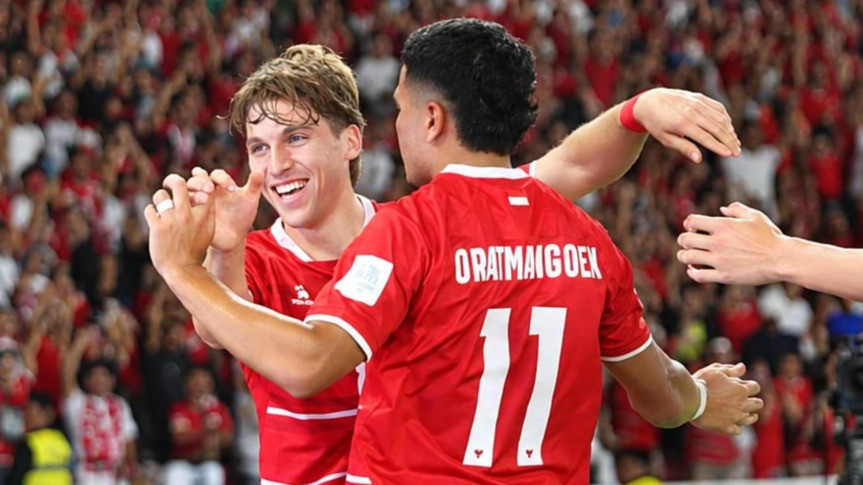 Luke Vickery dan Ragnar Oratmangoen