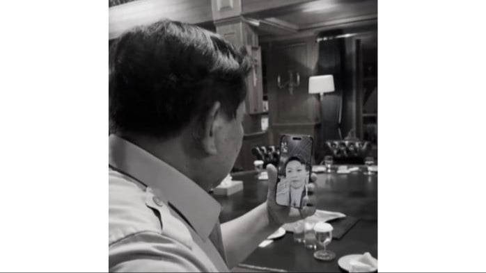 Presiden Prabowo Subianto melakukan panggilan video dengan atlet angkat besi Rahmat Edwin Abdullah setelah mendapatkan medali emas di Asian Games 2026.
