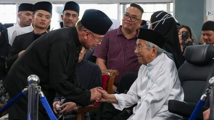 PM Malaysia, Anwar Ibrahim bertemu mantan PM Malaysia, Mahathir Mohamad