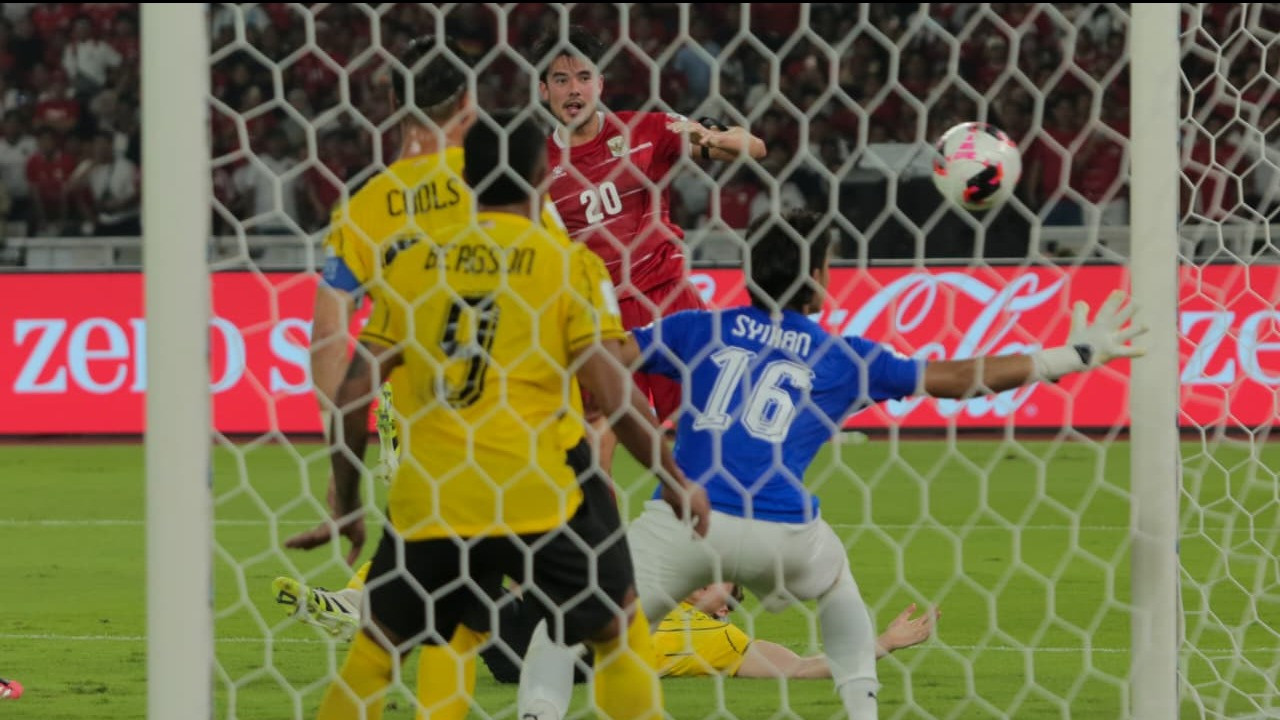 Timnas Indonesia Ditahan Malaysia 0-0, 10 Pemain Garuda Ternyata Punya Alasan untuk Bersyukur
            - galeri foto
