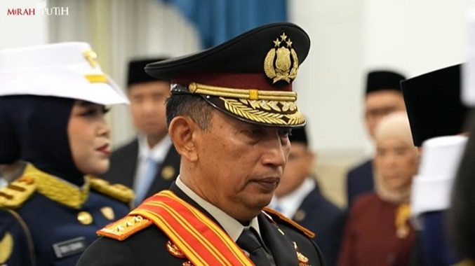 Potret Masa Muda Kapolri Suyudi Ario Seto, Pernah Jadi Coverboy Majalah Mode
            - galeri foto