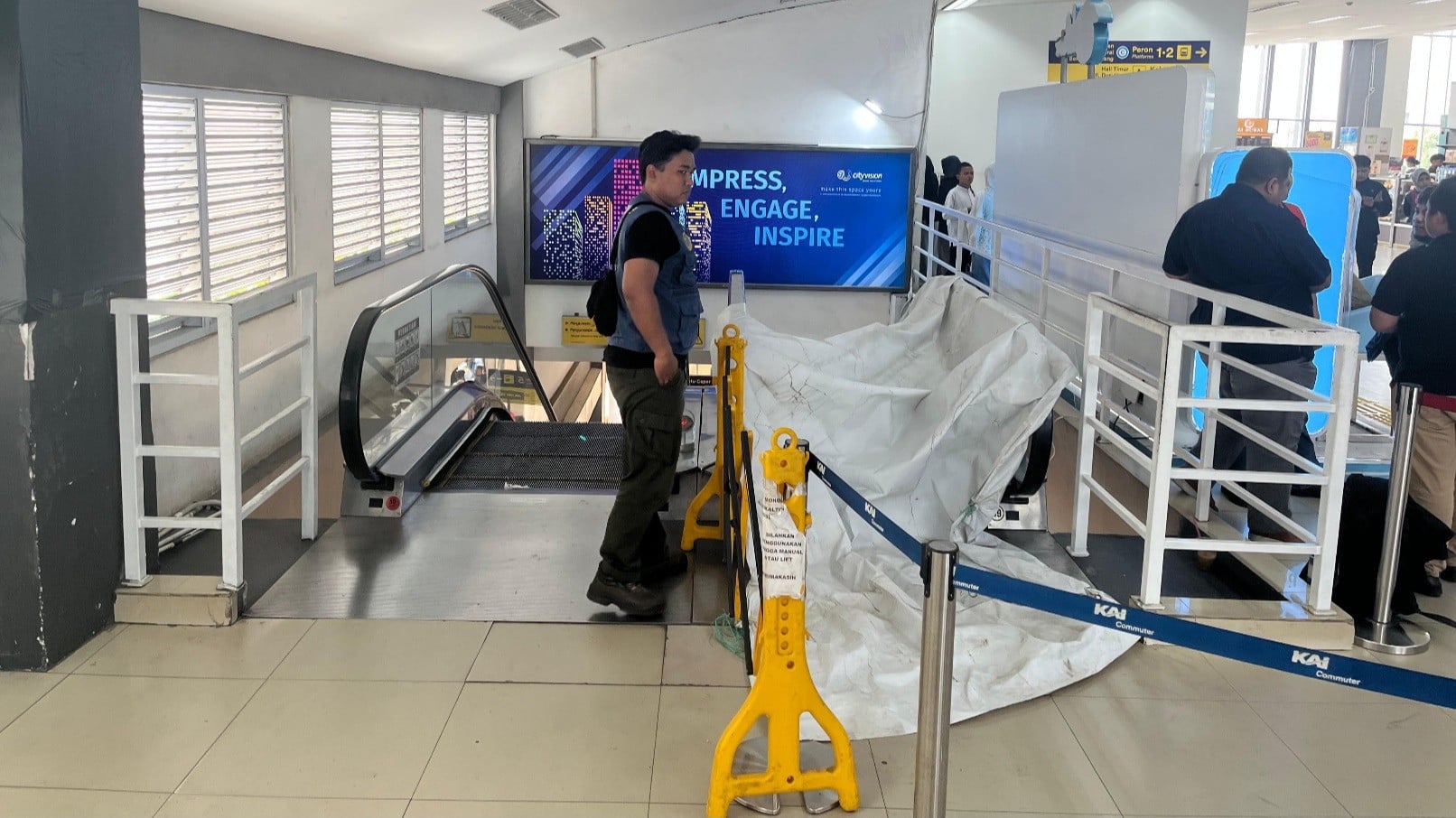 Kesaksian Penumpang Saat Insiden Eskalator Stasiun Duri dengan Belasan Korban Luka