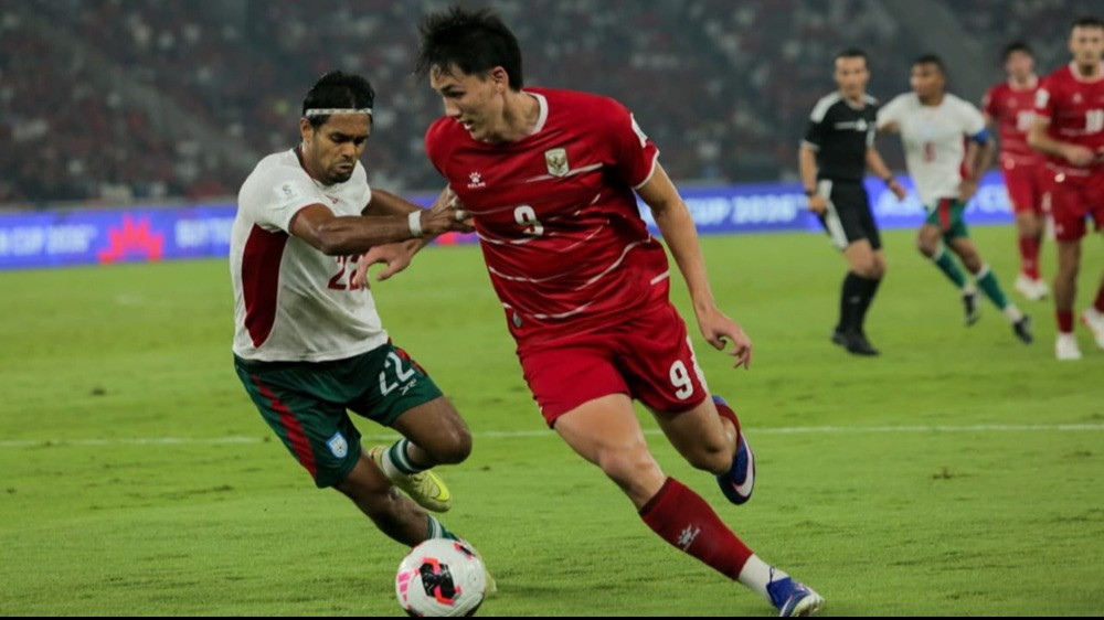 Striker Timnas Indonesia Mitchell Baker
