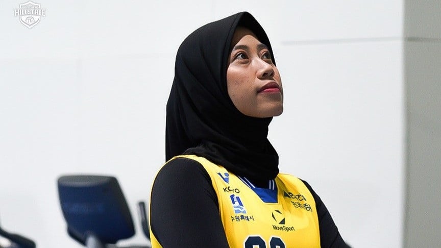 Megawati Hangestri dengan seragam Hyundai Hillstate