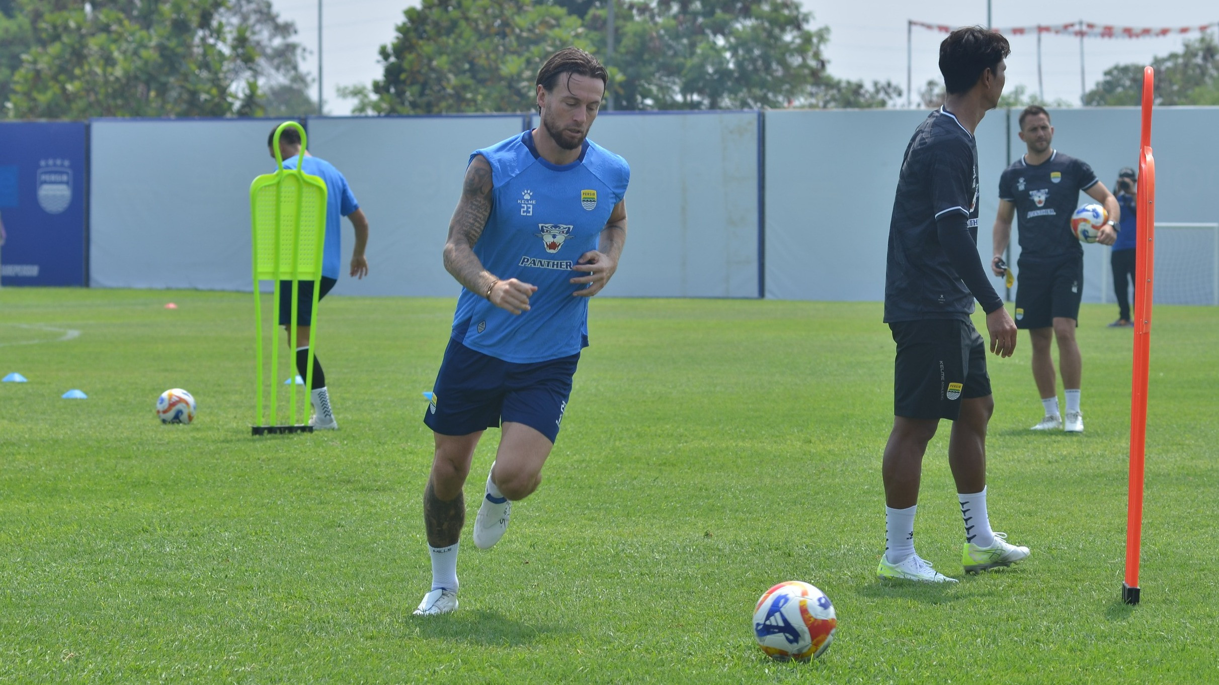 Pemain Persib, Marc Klok