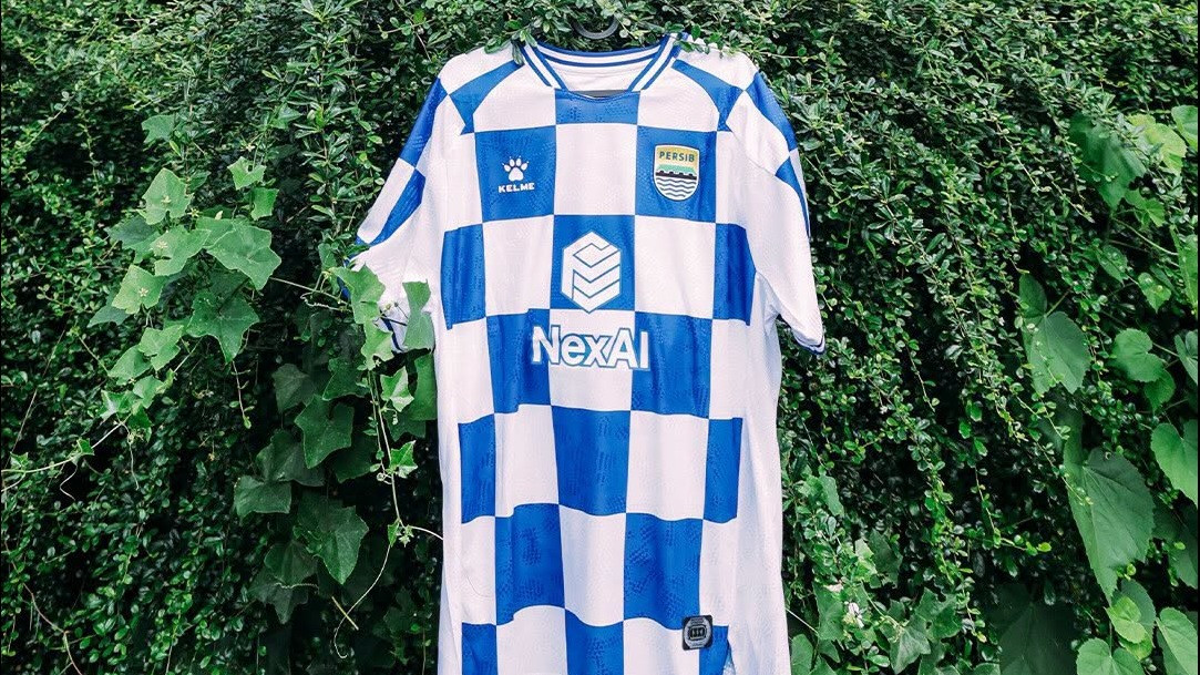 Jersey Tandang Persib di ASEAN Club Championship