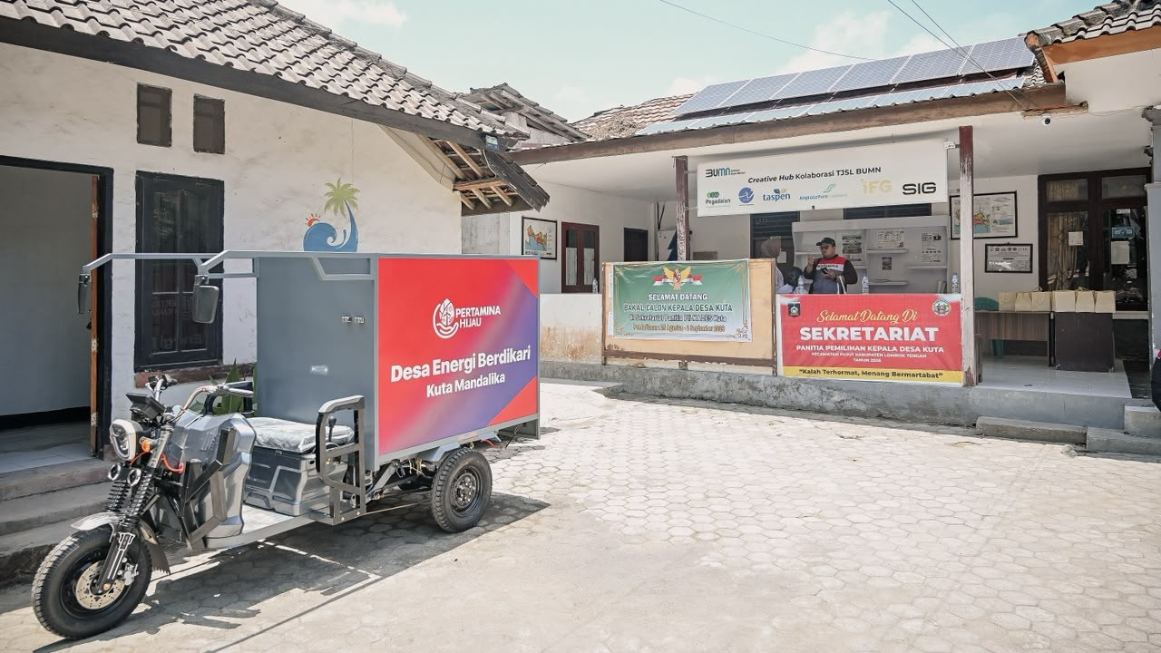 Pertamina Dukung Bank Sampah Desa Kuta, Pengelolaan Sampah Kawasan Wisata Mandalika Lebih Optimal
            - galeri foto