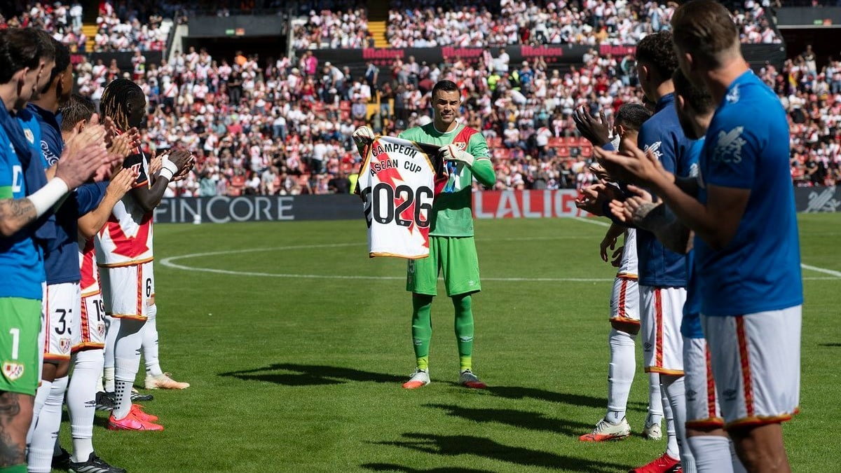 Emil Audero Dapat Guard of honour dari Rayo Vallecano