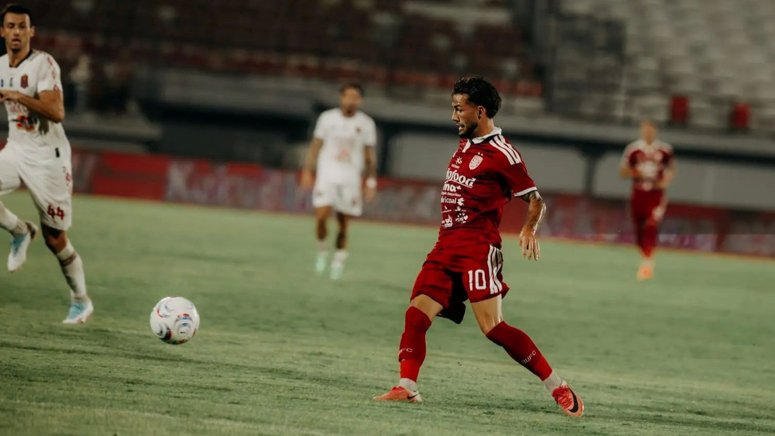 Pemain Bali United, Jay Herdman