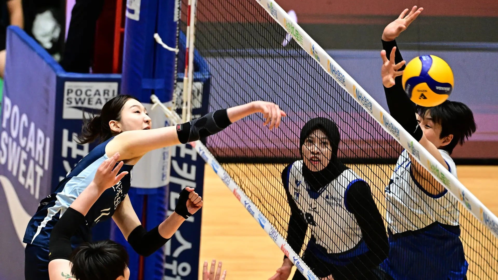 Pertandingan perdana Megawati Hangestri dalam Hyundai Hillstate vs Hi-Pass di KOVO Cup 2026.