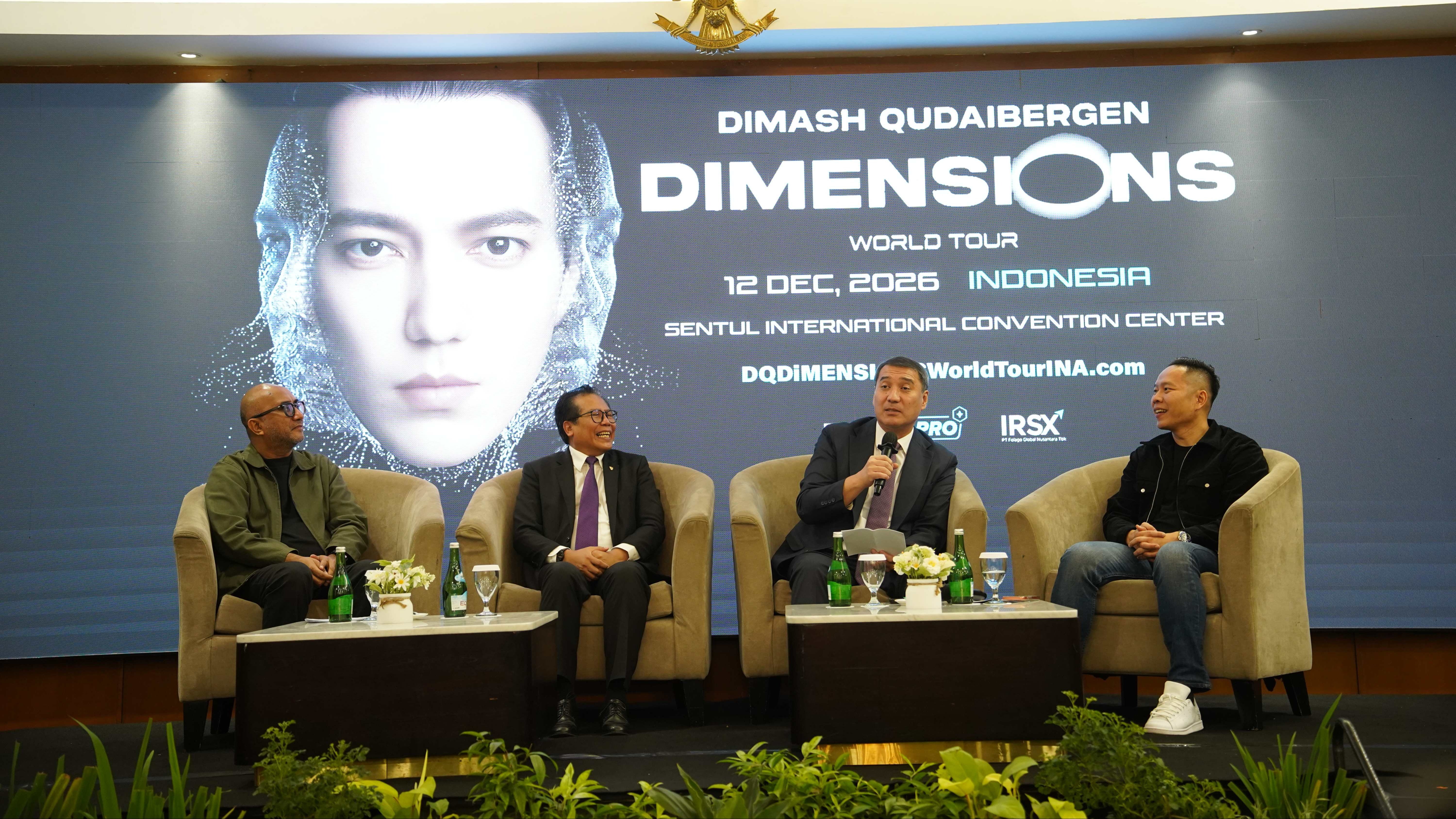 Konferensi pers konser penyanyi Kazahkstan, Dimash Qudaibergen di Jakarta, Indonesia, Rabu (14/10/2026).