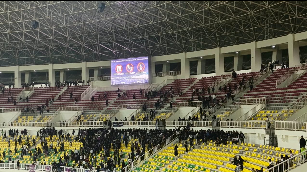 Pertandingan Persita Vs Persija