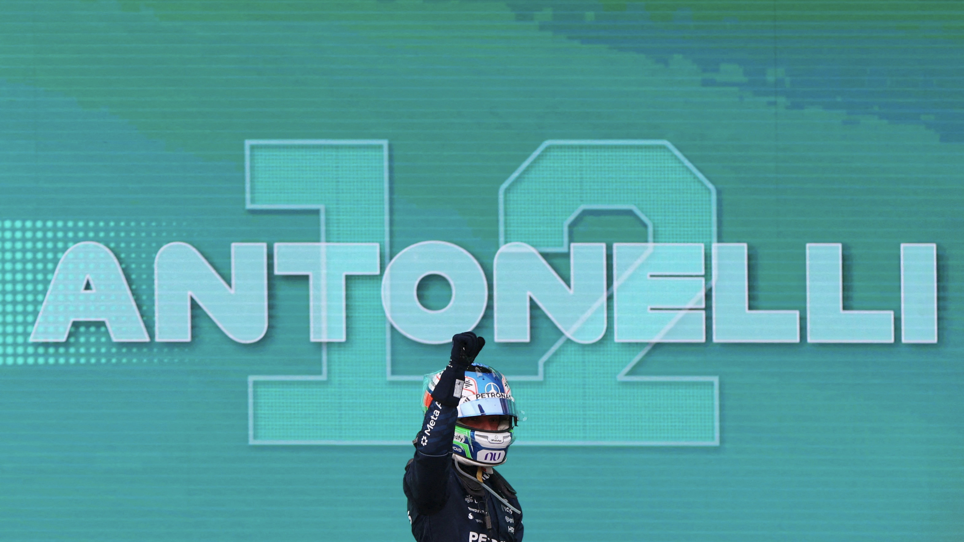 Pembalap Mercedes, Kimi Antonelli juara di F1 GP Amerika 2026.