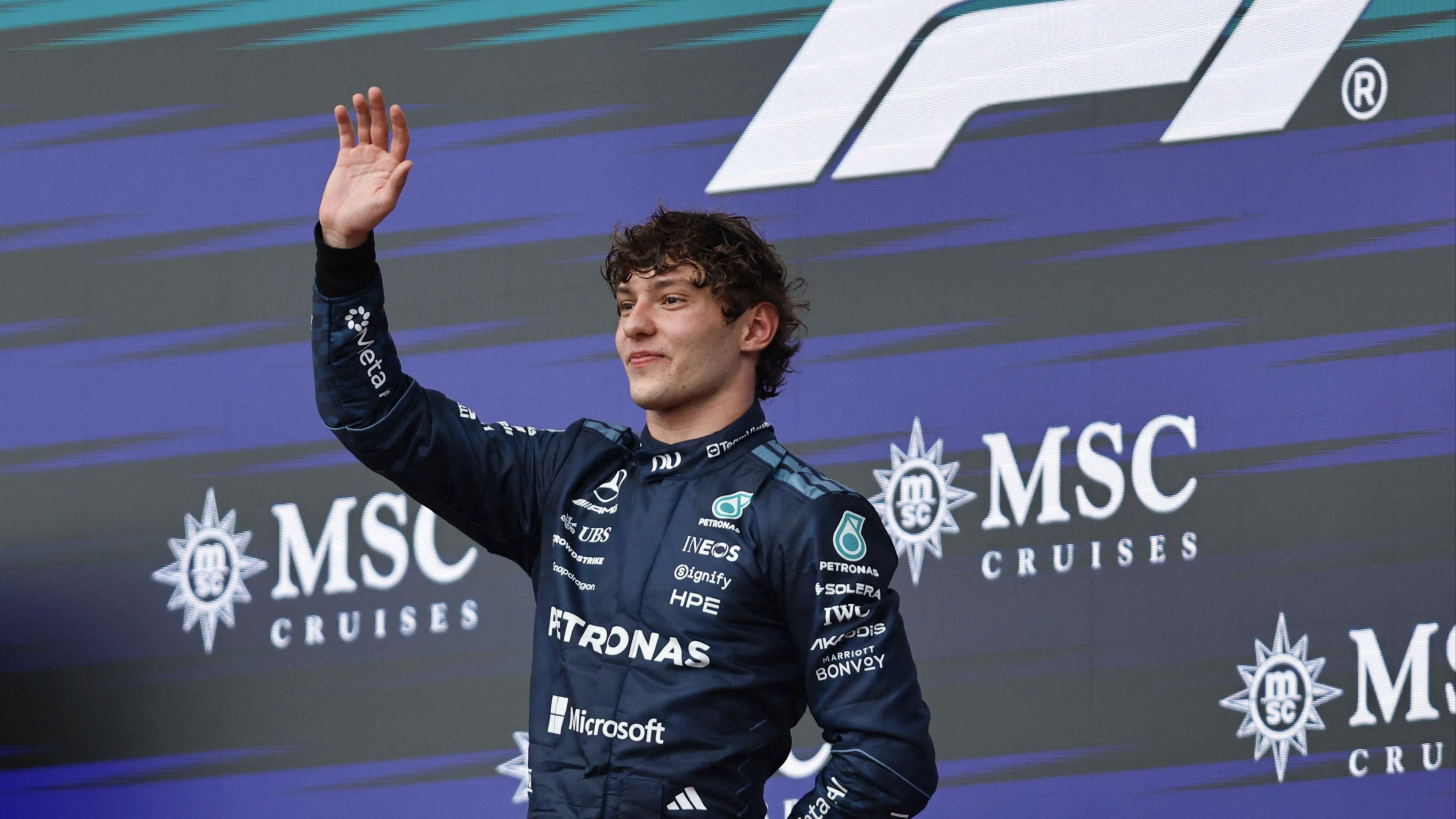 Pembalap Mercedes, Kimi Antonelli juara di F1 GP Amerika 2026.