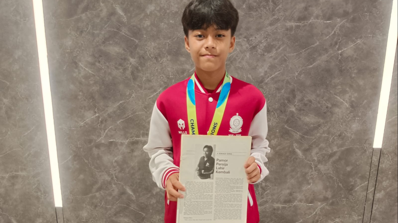 Titisan Iswadi Idris Unjuk Gigi: Aldendra Sang Calon Jenderal Lini Tengah Timnas Indonesia yang Bersinar di Piala Soeratin 2026 Bareng ASIOP
            - galeri foto