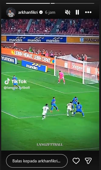 Reaksi Mengejutkan Arkhan Fikri usai Diabaikan Indra Sjafri dari Panggilan Timnas Indonesia U-22 untuk SEA Games 2025, Langsung Pamer Hal Ini
            - galeri foto