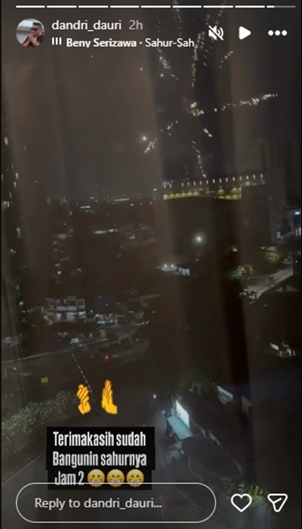 Usai Keluhkan JIS, Manajer Borneo FC Ngamuk Lagi Imbas 'Dibangunin Sahur' Jelang Lawan Persija Jakarta
            - galeri foto