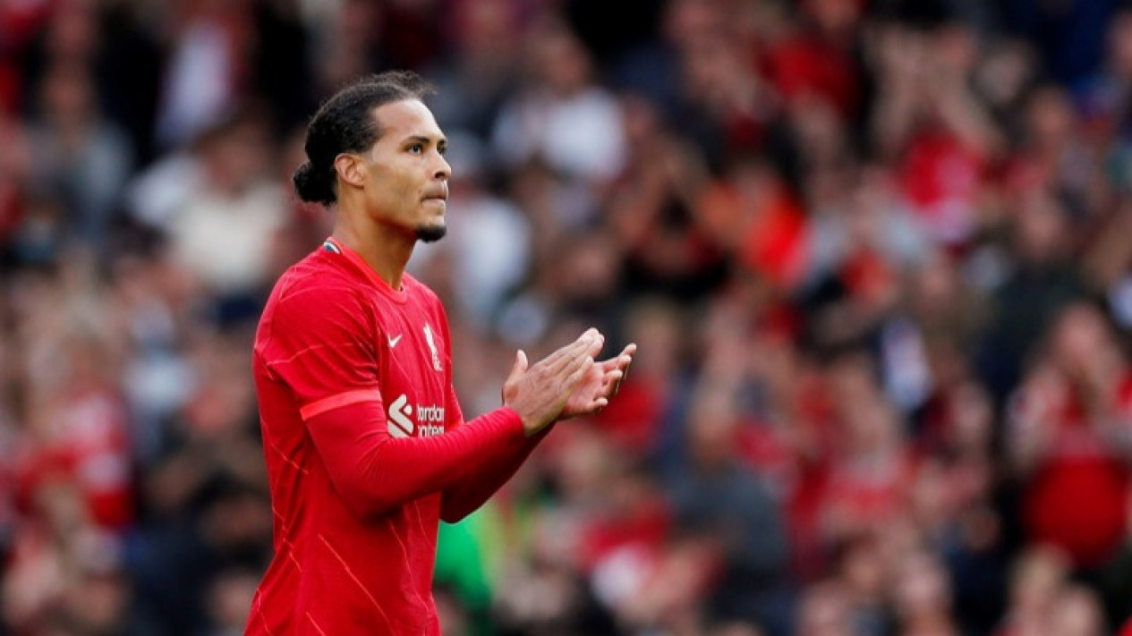 Van Dijk Akan Berada Di Anfield HIngga 2025