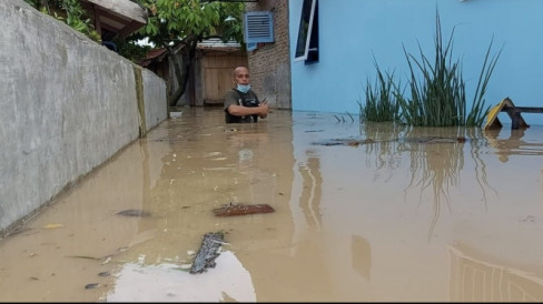 Ratusan Rumah Warga Di Kota Tebing Tinggi Terendam Banjir