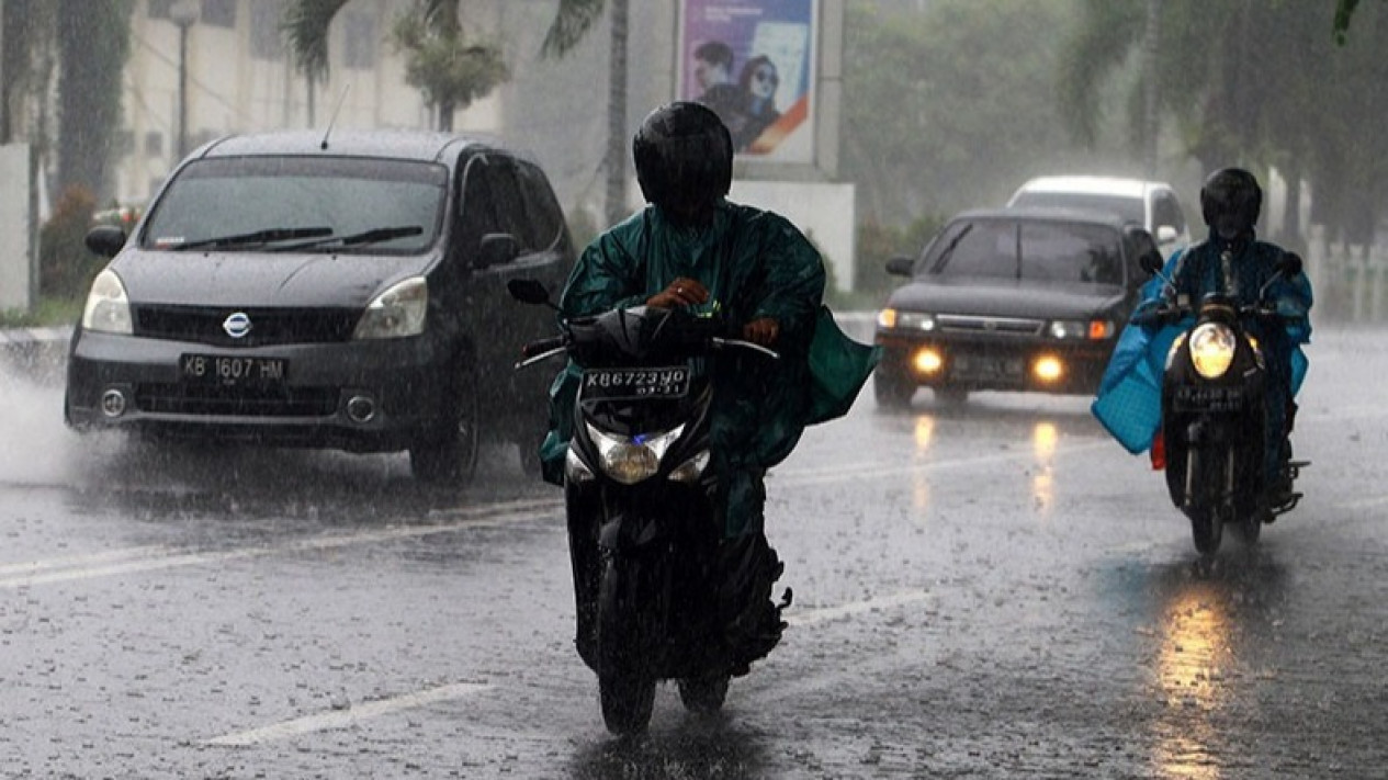 Waspadai Hujan Lebat Dan Angin Kencang Hari Ini Berikut Wilayahnya