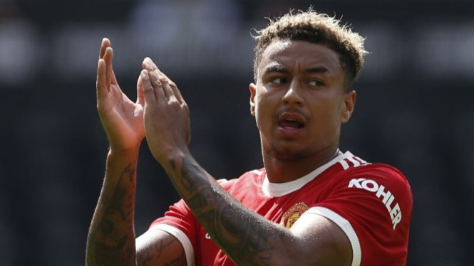 Newcastle Incar 3 Pemain Man United