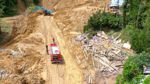 4 Hari Longsor Di Lembang Karua Toraja Utara, 1 Korban Jiwa Dan ...