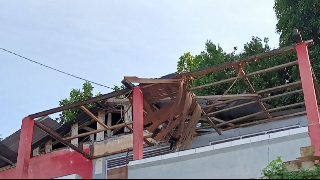 BPBD: 28 Rumah Warga Kota Sorong Papua Rusak Disapu Angin Kencang
            - galeri foto